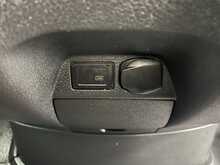 Mercedes-Benz Sprinter 2.0 315 CDI Progressive Panel Van 5dr Diesel Manual RWD L2 H2 Euro 6 (s/s) (150 ps) - U2541