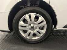 Renault Trafic 2.0 dCi Blue SL30 Extra Panel Van 5dr Diesel Manual L1 H1 Euro 6 (s/s) (130 ps) - U2544