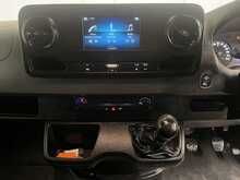Mercedes-Benz Sprinter 2.1 314 CDI Progressive Luton van 2dr Diesel Manual RWD L3 Euro 6 (s/s) (143 ps) - U2550
