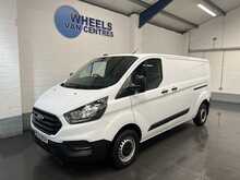 Ford Transit Custom 2.0 300 EcoBlue Leader Panel Van 5dr Diesel Manual L2 H1 Euro 6 (s/s) (130 ps) - U2553