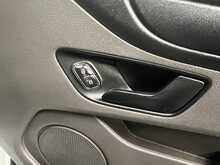 Ford Transit Custom 2.0 300 EcoBlue Leader Panel Van 5dr Diesel Manual L2 H1 Euro 6 (s/s) (130 ps) - U2553