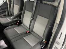 Ford Transit Custom 2.0 300 EcoBlue Leader Panel Van 5dr Diesel Manual L2 H1 Euro 6 (s/s) (130 ps) - U2553