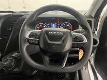 Iveco Daily 2.3D HPI 14V 35S 3450 Luton 2dr Diesel Manual L2 Euro 6 (s/s) (136 ps) - U2556