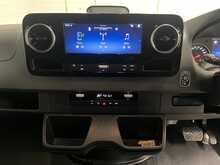 Mercedes-Benz Sprinter 2.0 315 CDI PRO Panel Van 5dr Diesel G-Tronic RWD L2 H2 Euro 6 (s/s) (150 ps) - U2564