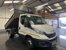 Iveco Daily 2.3D HPI 14V 35C 3000 Tipper 2dr Diesel Manual SWB Euro 6 (s/s) (DRW) (136 ps) 2.3 4dr Tipper Manual - U2565