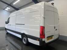 Mercedes-Benz Sprinter 2.0 315 CDI Progressive Panel Van 5dr Diesel Manual RWD L3 H2 Euro 6 (s/s) (150 ps) - U2566