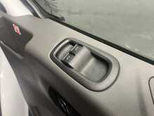 Ford Transit 2.0 350 EcoBlue Trend Crew Van Double Cab 5dr Diesel Manual L3 H2 Euro 6 (s/s) (130 ps) - U2567