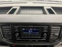 Volkswagen Crafter Single cab 2dr Euro 6 tipper Crafter Single cab 2dr Euro 6 tipper 2.0 Tipper Manual Diesel - U2574