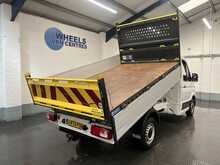 Volkswagen Crafter Single cab 2dr Euro 6 tipper Crafter Single cab 2dr Euro 6 tipper 2.0 Tipper Manual Diesel - U2574