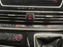 MAXUS Deliver 9 2.0 D20 LUX Dropside 2dr Diesel Manual RWD L3 Euro 6 (s/s) (DRW) (150 ps) 2.0 2dr Dropside Manual - U2577