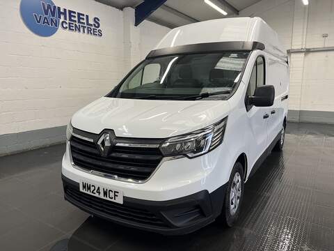 Renault Trafic 2.0 dCi Blue LL30 Extra Panel Van 5dr Diesel Manual L2 H1 Euro 6 (s/s) (130 ps)