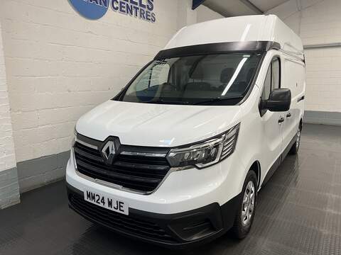 Renault Trafic 2.0 dCi Blue SL30 Extra Panel Van 5dr Diesel Manual L1 H1 Euro 6 (s/s) (130 ps) 2.0 5dr Panel Van Manual Diesel