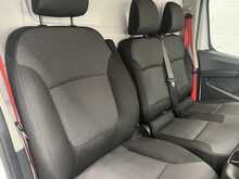 Renault Trucks Trafic 2.0 BLUEDCI 150 BHP LONG LOW LOADER RED EDITION 2.0 2dr Luton Manual Diesel - U2590