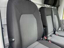 Volkswagen Crafter 2.0 TDI CR35 Startline Luton Van 2dr Diesel Manual FWD LWB Euro 6 (s/s) - U2630
