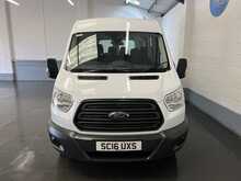 Ford Transit 2.2 TDCi 350 HDT Minibus 4dr Diesel Manual L2 H2 (196 g/km, 123 bhp) - U2638
