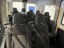 Ford Transit 2.2 TDCi 350 HDT Minibus 4dr Diesel Manual L2 H2 (196 g/km, 123 bhp) - U2638