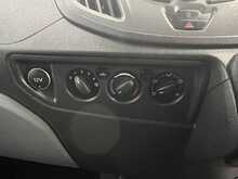 Ford Transit 2.2 TDCi 350 HDT Minibus 4dr Diesel Manual L2 H2 (196 g/km, 123 bhp) - U2638