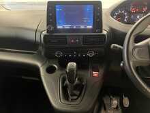 Peugeot Partner 1.5 BlueHDi 1000 Professional Standard Panel Van 5dr Diesel Manual SWB Euro 6 (100 bhp) - U2650