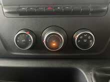 Renault Trucks Master 35 SWB L1H1 2.3 5dr Panel Van Manual Diesel - U2659