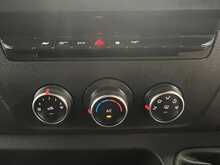 Renault Master 35 SWB L1H1 2.3 5dr Panel Van Manual Diesel - U2659