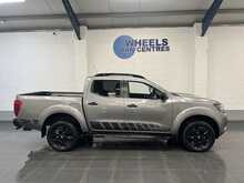 Nissan Navara 2.3 dCi N-Guard Pickup Double Cab 4dr Diesel Auto 4WD Euro 6 (190 ps) - U2661