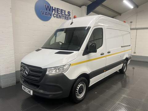 Mercedes-Benz Sprinter 2.0 315 CDI Progressive Panel Van 5dr Diesel Manual RWD L3 H2 Euro 6 (s/s) (150 ps)