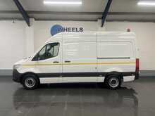 Mercedes-Benz Sprinter 2.0 315 CDI Progressive Panel Van 5dr Diesel Manual RWD L2 H2 Euro 6 (s/s) (150 ps) - U2668