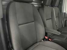 Mercedes-Benz Sprinter 2.0 315 CDI Progressive Panel Van 5dr Diesel Manual RWD L2 H2 Euro 6 (s/s) (150 ps) - U2668