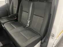 Mercedes-Benz Sprinter 2.0 315 CDI Progressive Panel Van 5dr Diesel Manual RWD L2 H2 Euro 6 (s/s) (150 ps) - U2668