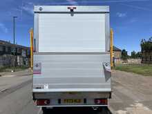 Peugeot Boxer 2.2 BlueHDi 335 Built for Business Luton 4dr Diesel Manual L3 Euro 6 (s/s) (140 ps) 2.2 4dr Luton - U2672