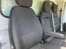 Peugeot Boxer 2.2 BlueHDi 335 Built for Business Luton 4dr Diesel Manual L3 Euro 6 (s/s) (140 ps) 2.2 4dr Luton - U2672