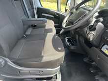 Peugeot Boxer 2.2 BlueHDi 335 Built for Business Luton 4dr Diesel Manual L3 Euro 6 (s/s) (140 ps) 2.2 4dr Luton - U2672