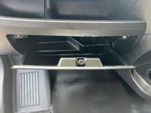 Peugeot Boxer 2.2 BlueHDi 335 Built for Business Luton 4dr Diesel Manual L3 Euro 6 (s/s) (140 ps) 2.2 4dr Luton - U2672