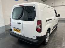 Peugeot Partner Partner 1.5 B/HDI 100 850 Professional Premium Long Crew Cab - U2681