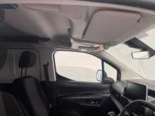 Peugeot Partner Partner 1.5 B/HDI 100 850 Professional Premium Long Crew Cab - U2681