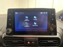 Peugeot Partner Partner 1.5 B/HDI 100 850 Professional Premium Long Crew Cab - U2681