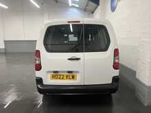 Peugeot Partner 1.5 B/HDI 100 850 Professional premium long crew cab - U2682