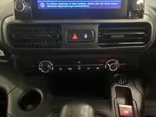 Peugeot Partner 1.5 B/HDI 100 850 Professional premium long crew cab - U2682