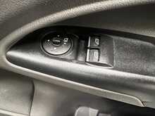 Ford Transit Connect 1.5 240 EcoBlue Limited Panel Van 5dr Diesel Manual L2 Euro 6 (s/s) (120 ps) - U2700