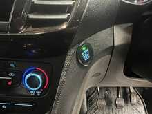Ford Transit Connect 1.5 240 EcoBlue Limited Panel Van 5dr Diesel Manual L2 Euro 6 (s/s) (120 ps) - U2700