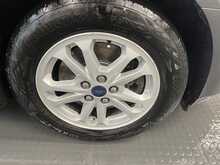 Ford Transit Connect 1.5 240 EcoBlue Limited Panel Van 5dr Diesel Manual L2 Euro 6 (s/s) (120 ps) - U2700