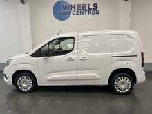 Vauxhall Combo 1.5 Turbo D 2300 Pro Panel Van 5dr Diesel Manual L1 H1 Euro 6 (s/s) (100 ps) - U2703