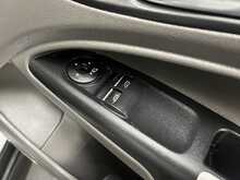 Ford Transit Connect 1.5 200 EcoBlue Limited Panel Van 5dr Diesel Manual L1 Euro 6 (s/s) (120 ps) - U2704
