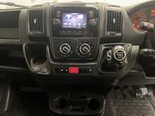 Peugeot Boxer 2.2 2dr Luton Manuel Diesel - U2707