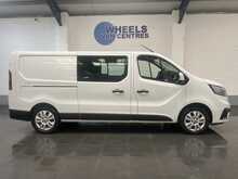 Renault Trafic 2.0 dCi Blue LL30 Sport Crew Van Double Cab 6dr Diesel Manual L2 H1 Euro 6 (s/s) (150 ps) - U2709