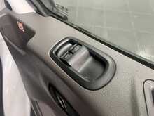 Ford Transit 2.0 350 EcoBlue Leader Panel Van 5dr Diesel Manual FWD L3 H3 Euro 6 (s/s) (130 ps) - U2713