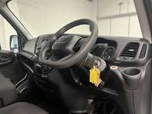 Iveco Daily D HPI 14V 35S 3000 - U2724