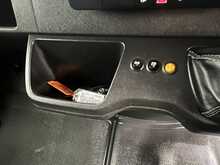 Mercedes-Benz Sprinter 2.0 315 CDI Progressive Panel Van 5dr Diesel Manual RWD L2 H2 Euro 6 (s/s) (150 ps) - U2732