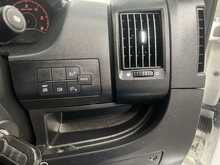 Citroen Relay 2.2 BlueHDi 33 X Panel Van 5dr Diesel Manual L1 Euro 6 (s/s) (120 ps) - U2740