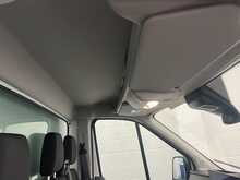 Ford Transit 2.0 350 EcoBlue HD Leader Luton Van 2dr Diesel Manual RWD L4 Euro 6 (s/s) (165 ps) 2.0 2dr Luton - U2743
